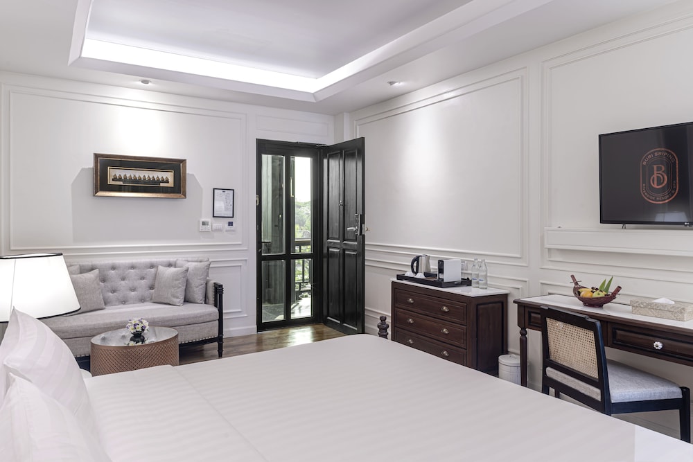 buri sriping riverside resort and spa