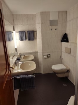 oscars hotel 1415
