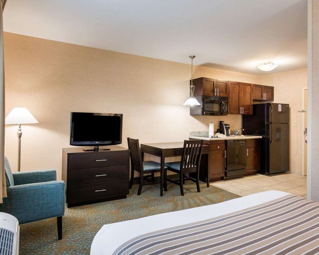 suburban studios quantico