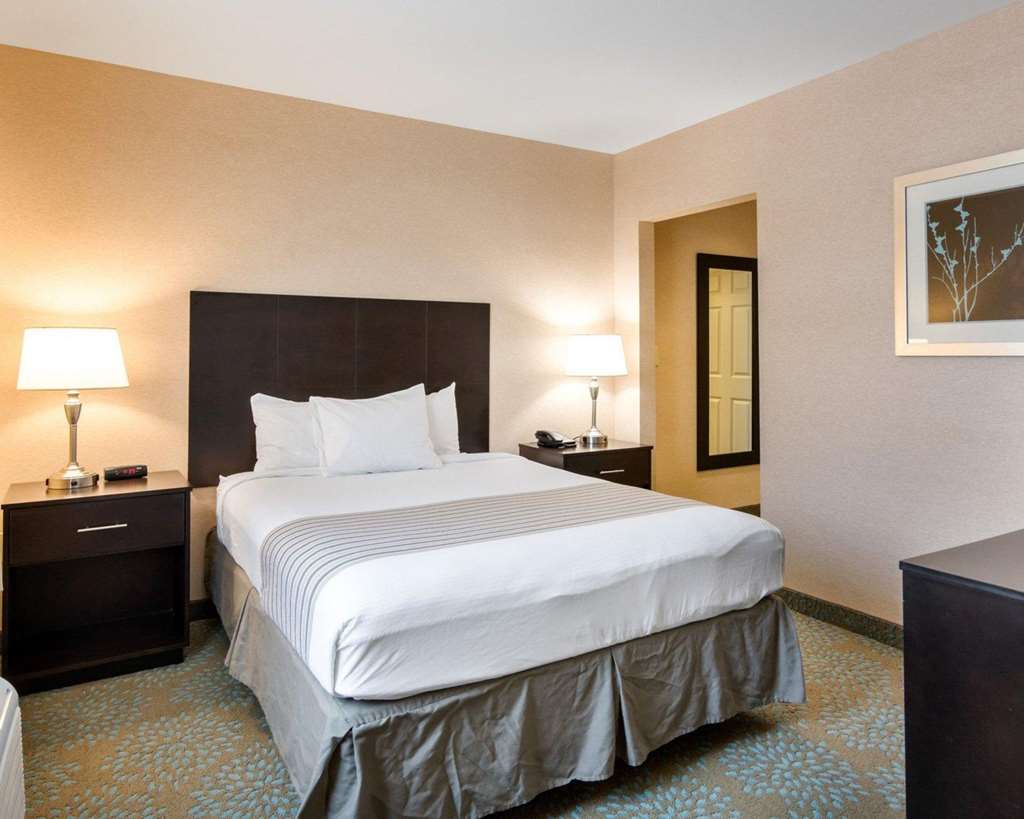 suburban studios quantico