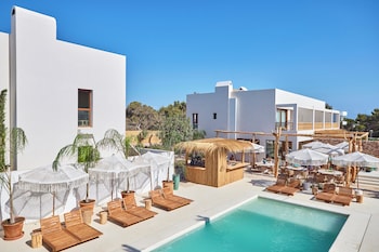 mar suites formentera by universal beach hotels