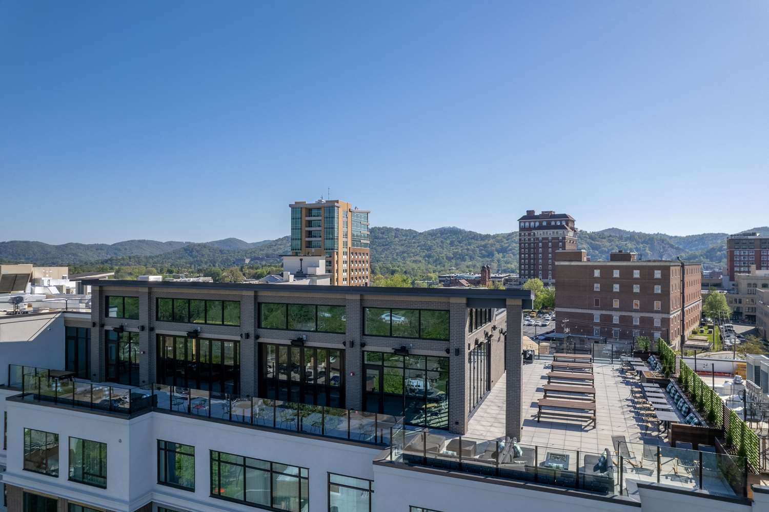 embassy suites by hilton asheville downtown