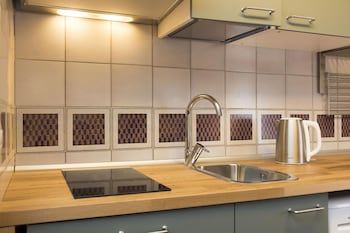 diana in roma with 1 bedrooms and 1 bathrooms