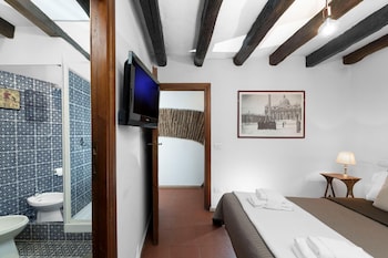 diana in roma with 1 bedrooms and 1 bathrooms