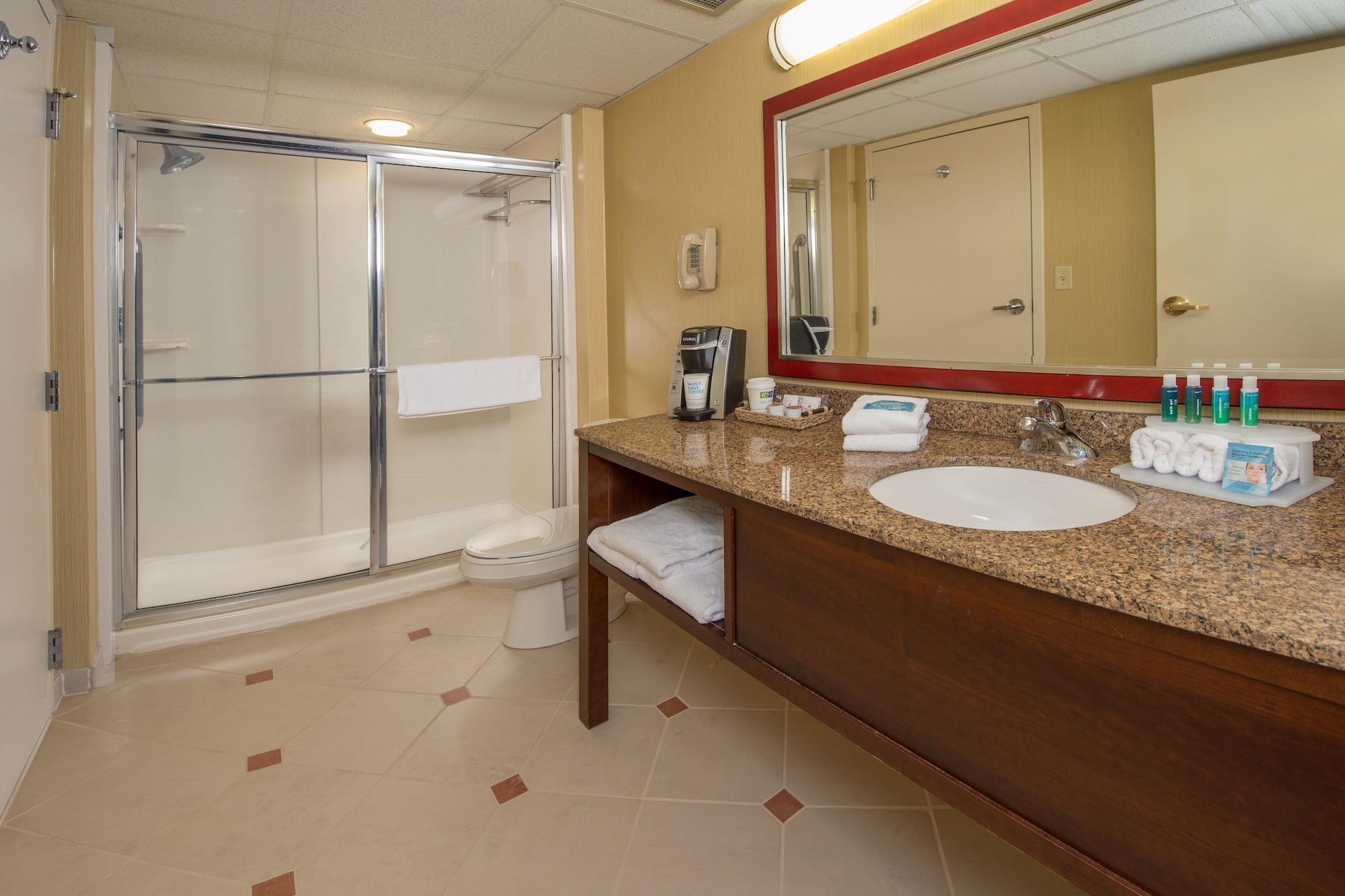 holiday inn express state college at williamsburg square by ihg