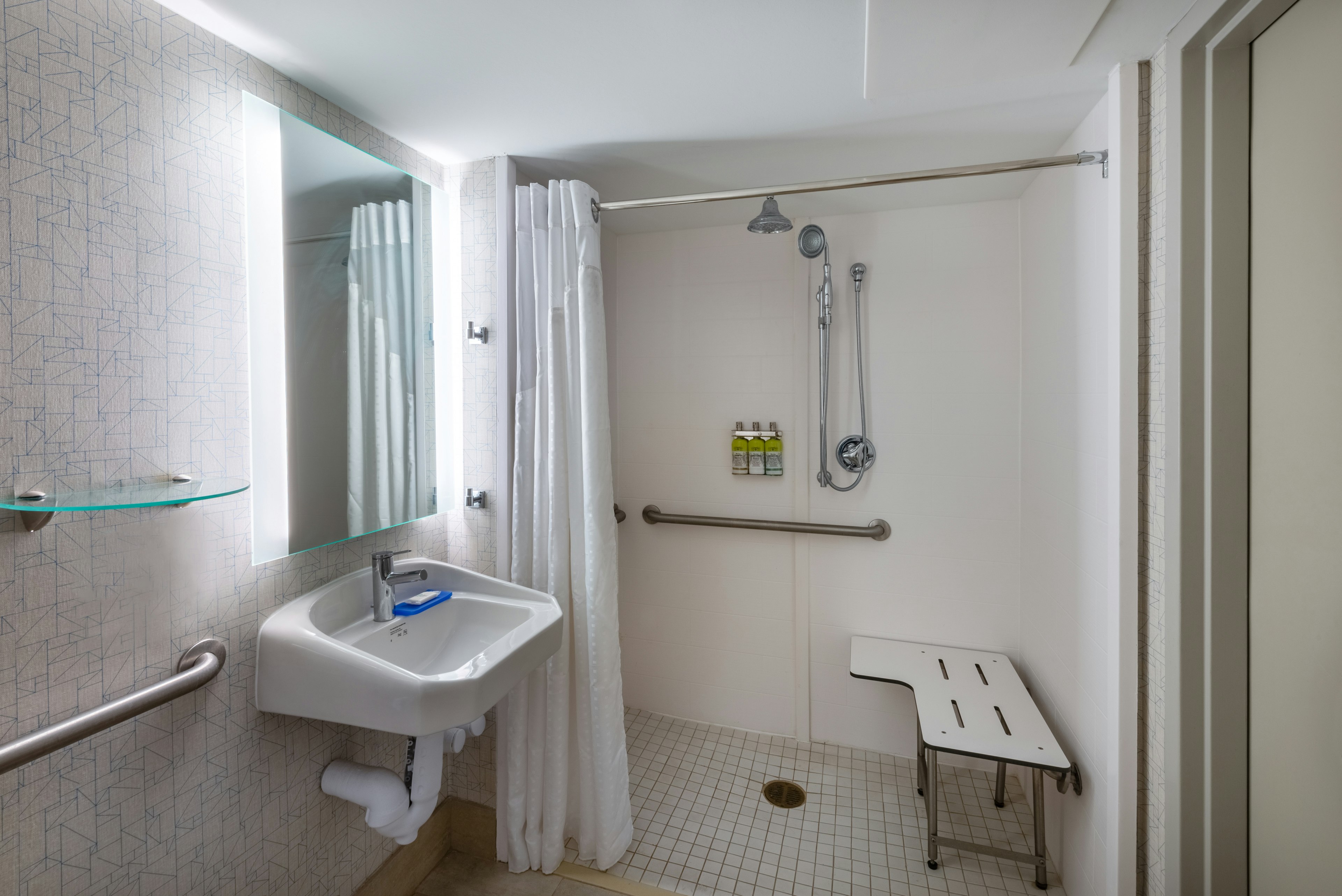 holiday inn express state college at williamsburg square by ihg
