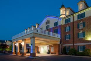 holiday inn express state college at williamsburg square by ihg