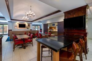 holiday inn express state college at williamsburg square by ihg