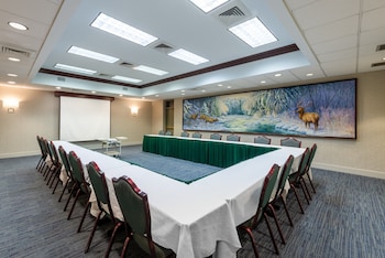 holiday inn express state college at williamsburg square by ihg