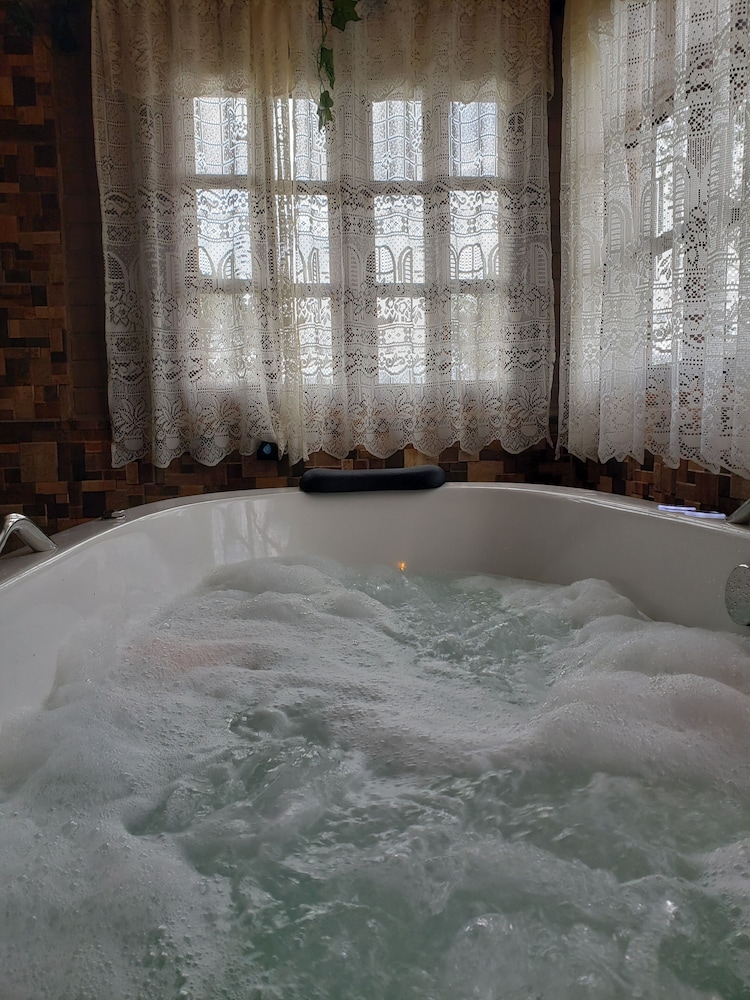 pousada groms village