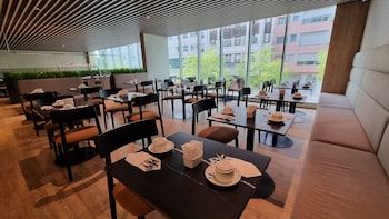hotel principe avila