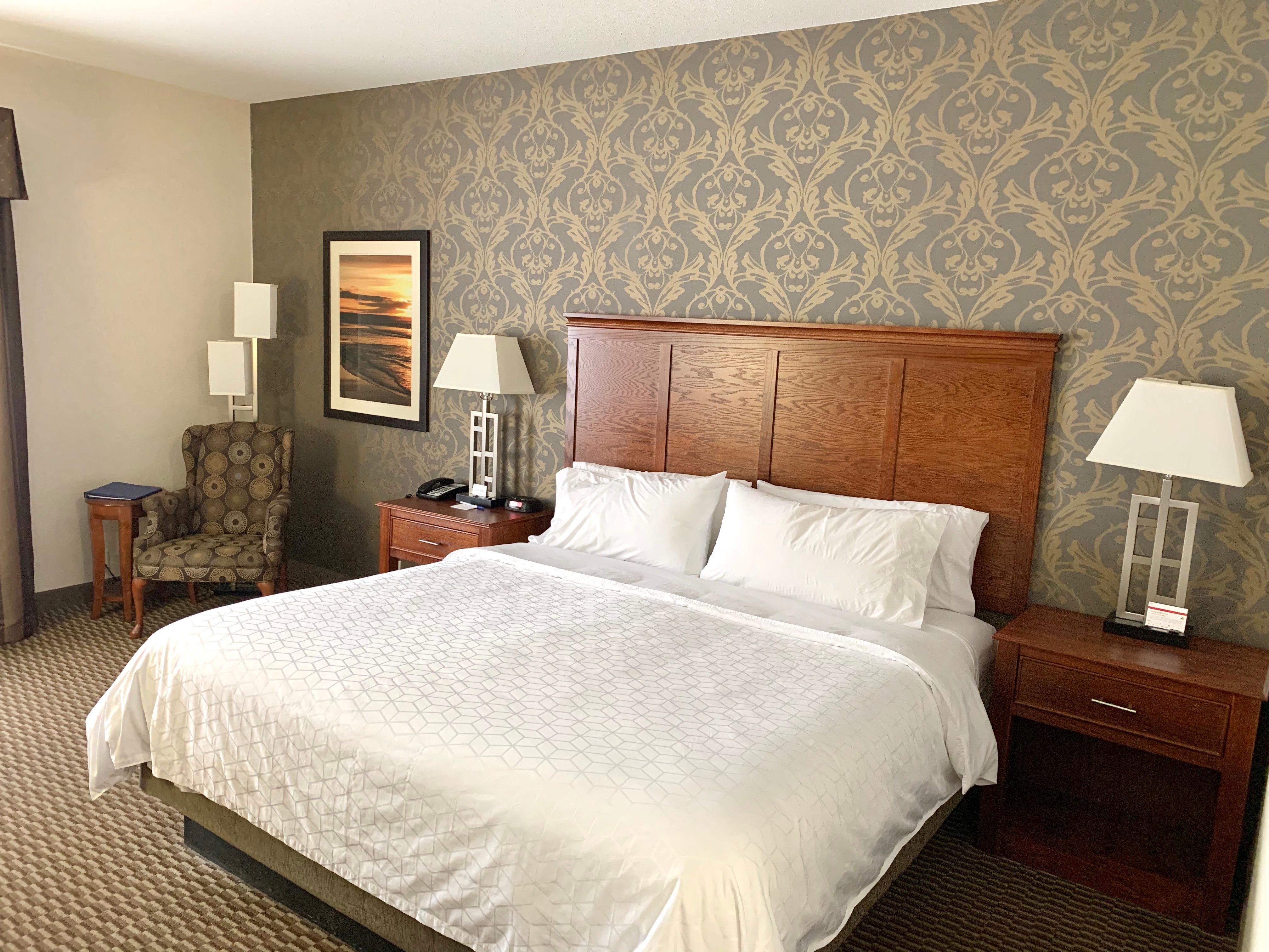 holiday inn express holland by ihg