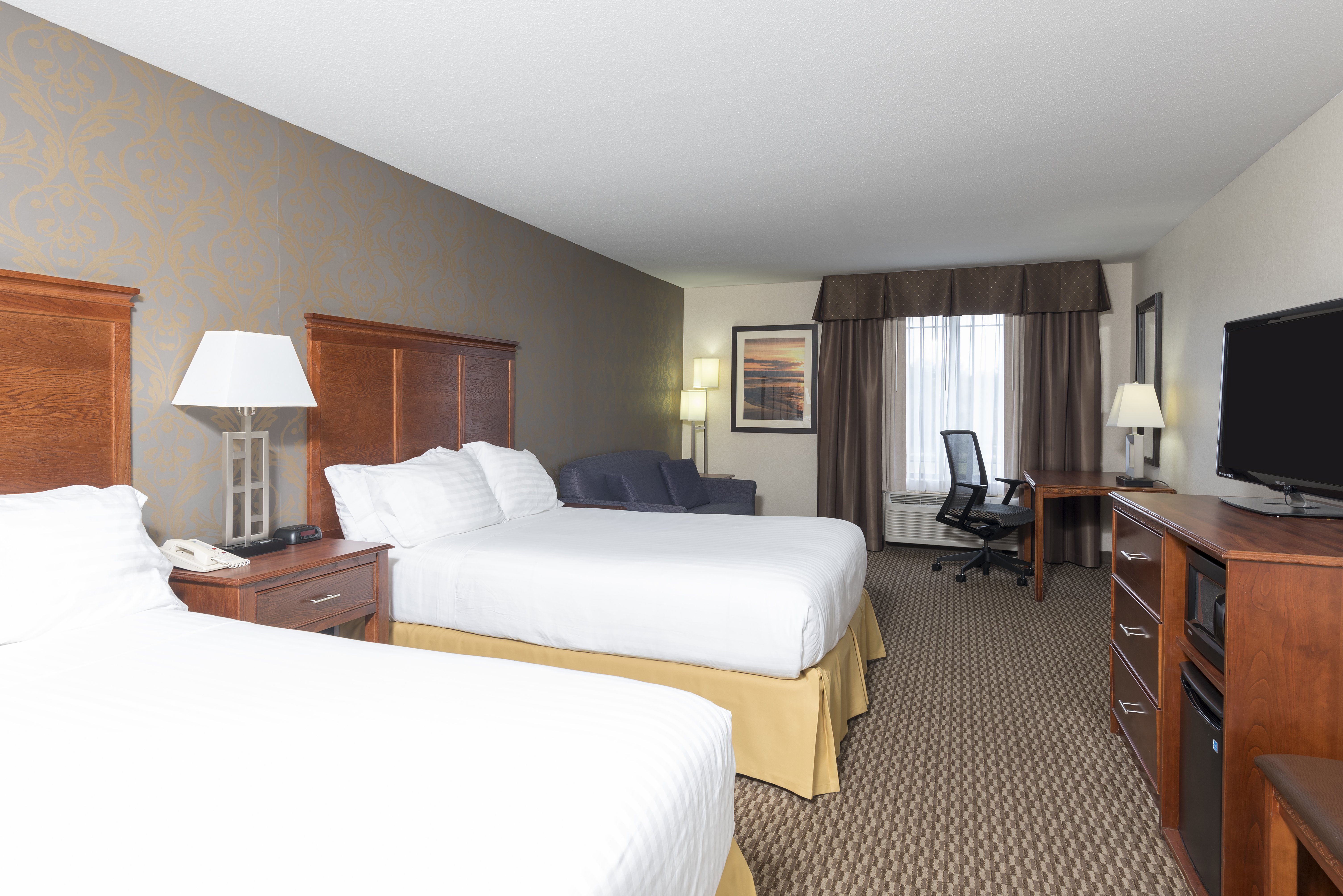 holiday inn express holland by ihg