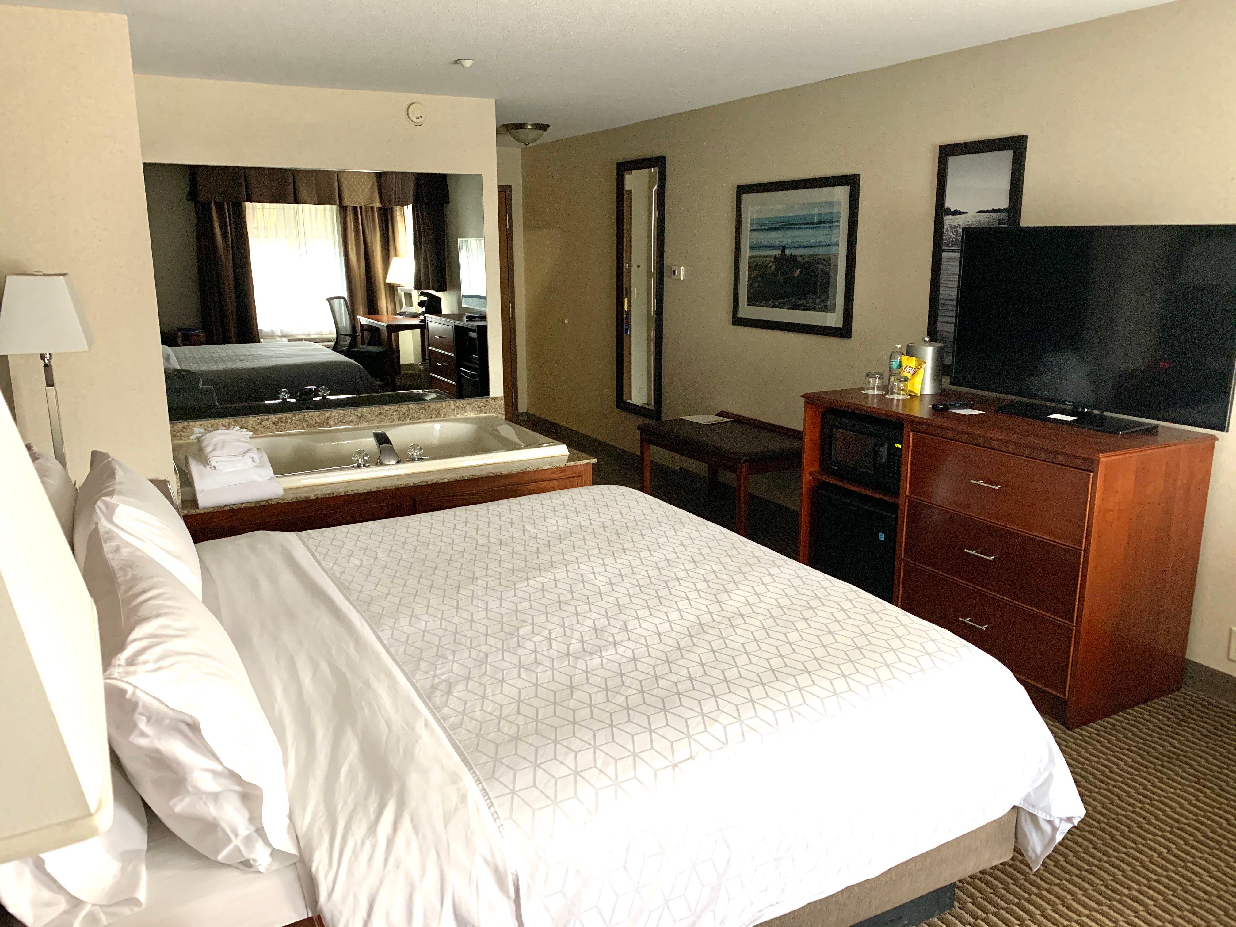 holiday inn express holland by ihg