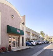 solara inn and suites