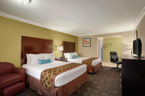 solara inn and suites