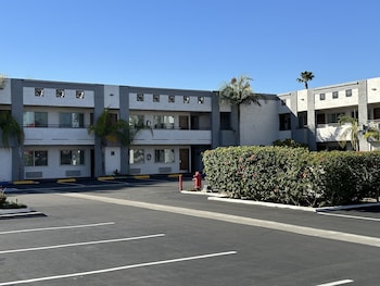 solara inn and suites