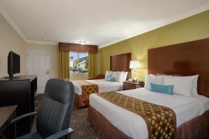 solara inn and suites