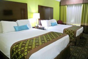 solara inn and suites