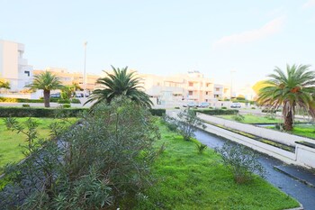 holiday home aurora a otranto with balcony and air conditioning
