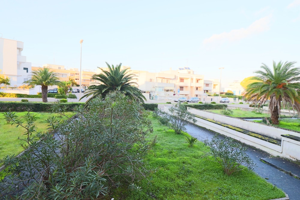 holiday home aurora a otranto with balcony and air conditioning