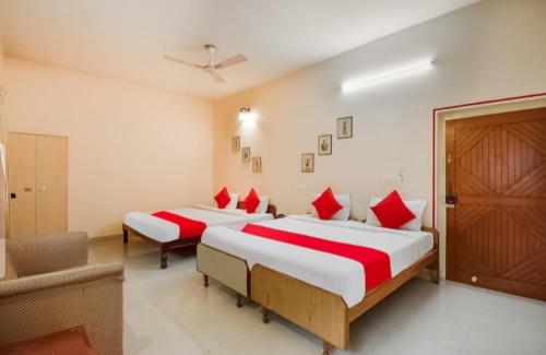 hotel singhasan house