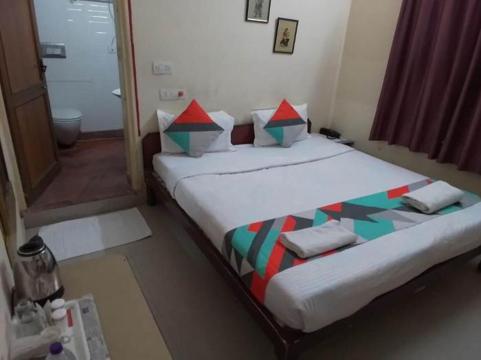 hotel singhasan house
