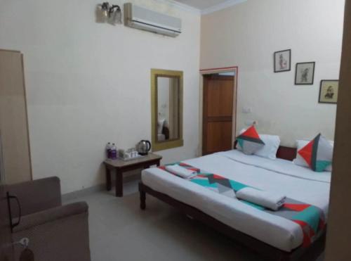 hotel singhasan house