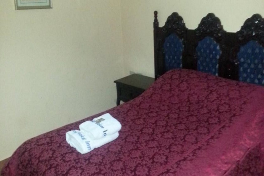 express inn panama international airport hostel