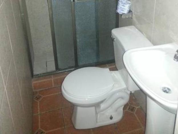 express inn panama international airport hostel