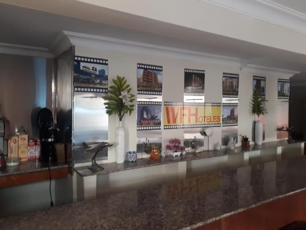 express inn panama international airport hostel