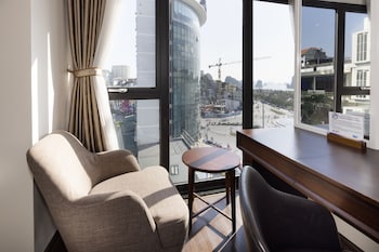 diamond luxury hotel