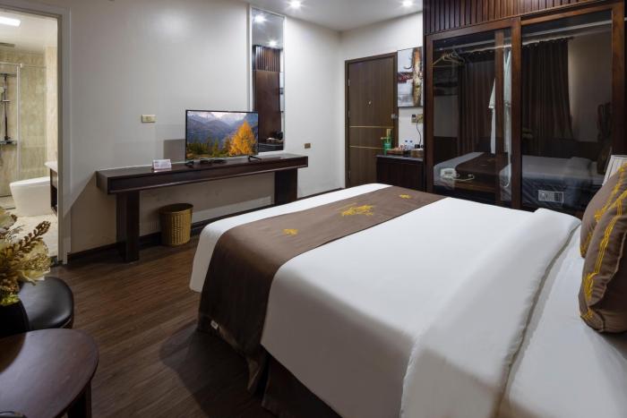 diamond luxury hotel