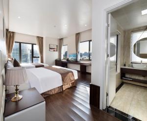 diamond luxury hotel