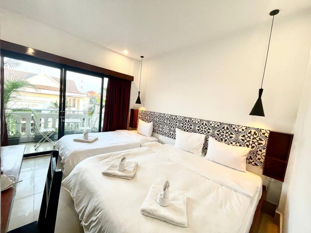 chhouy vathna angkor boutique