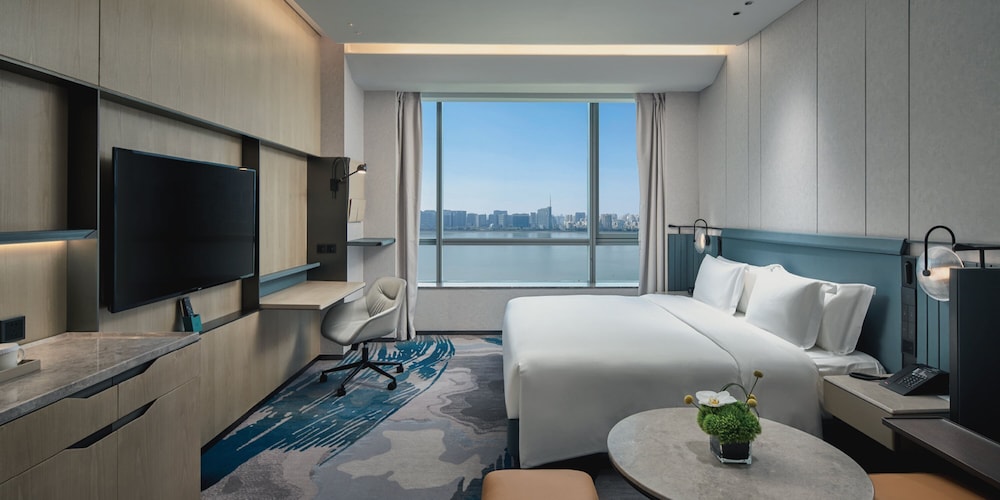 crowne plaza hangzhou riverside an ihg hotel