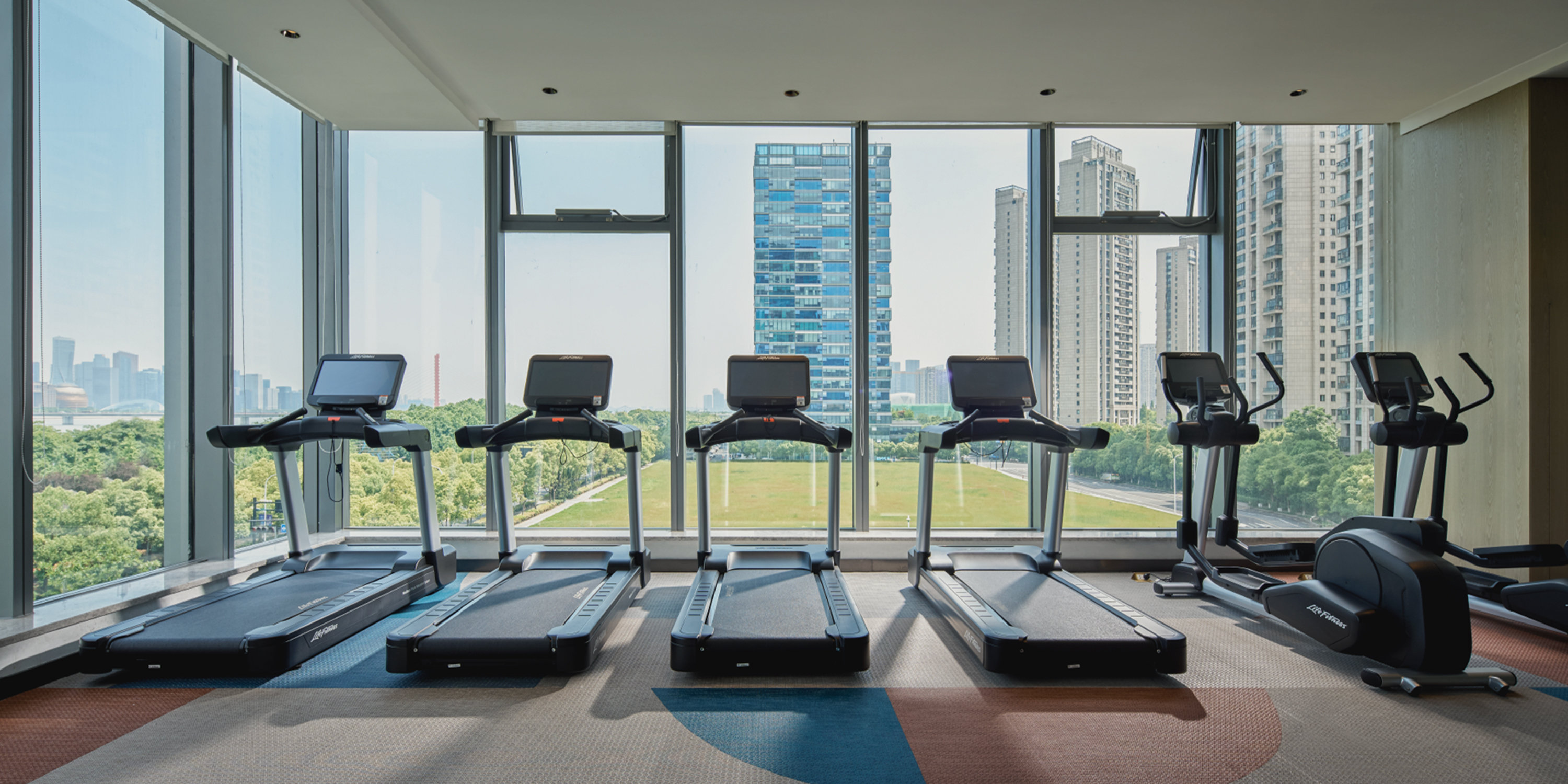 crowne plaza hangzhou riverside an ihg hotel