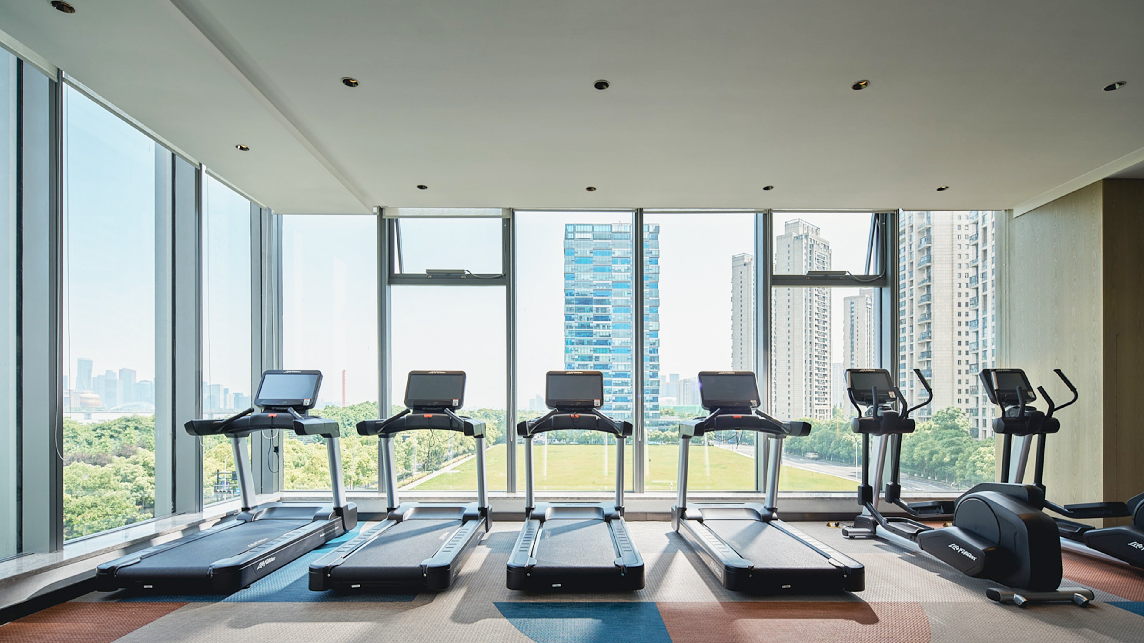 crowne plaza hangzhou riverside an ihg hotel