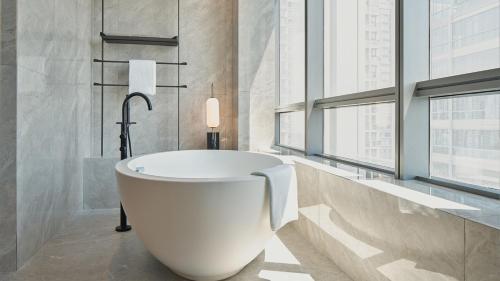 crowne plaza hangzhou riverside an ihg hotel