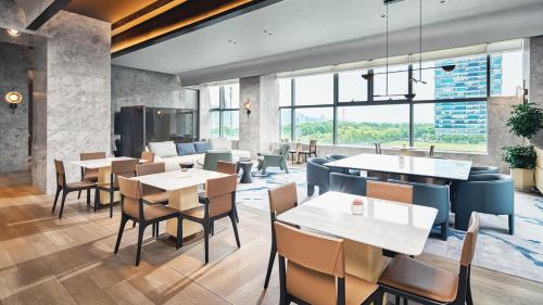 crowne plaza hangzhou riverside an ihg hotel