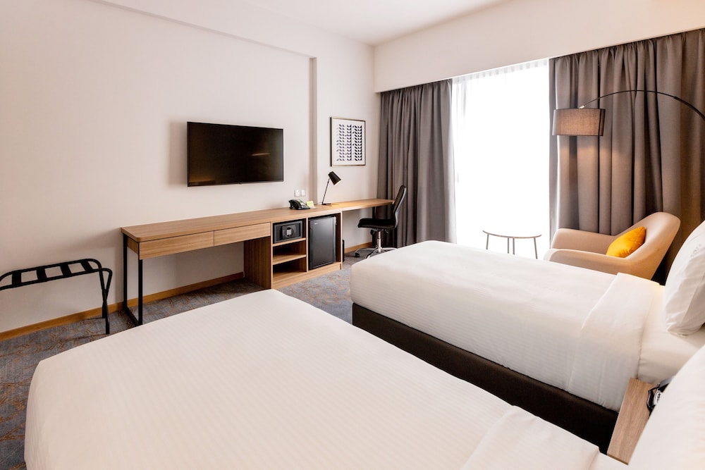 holiday inn sepang airport an ihg hotel