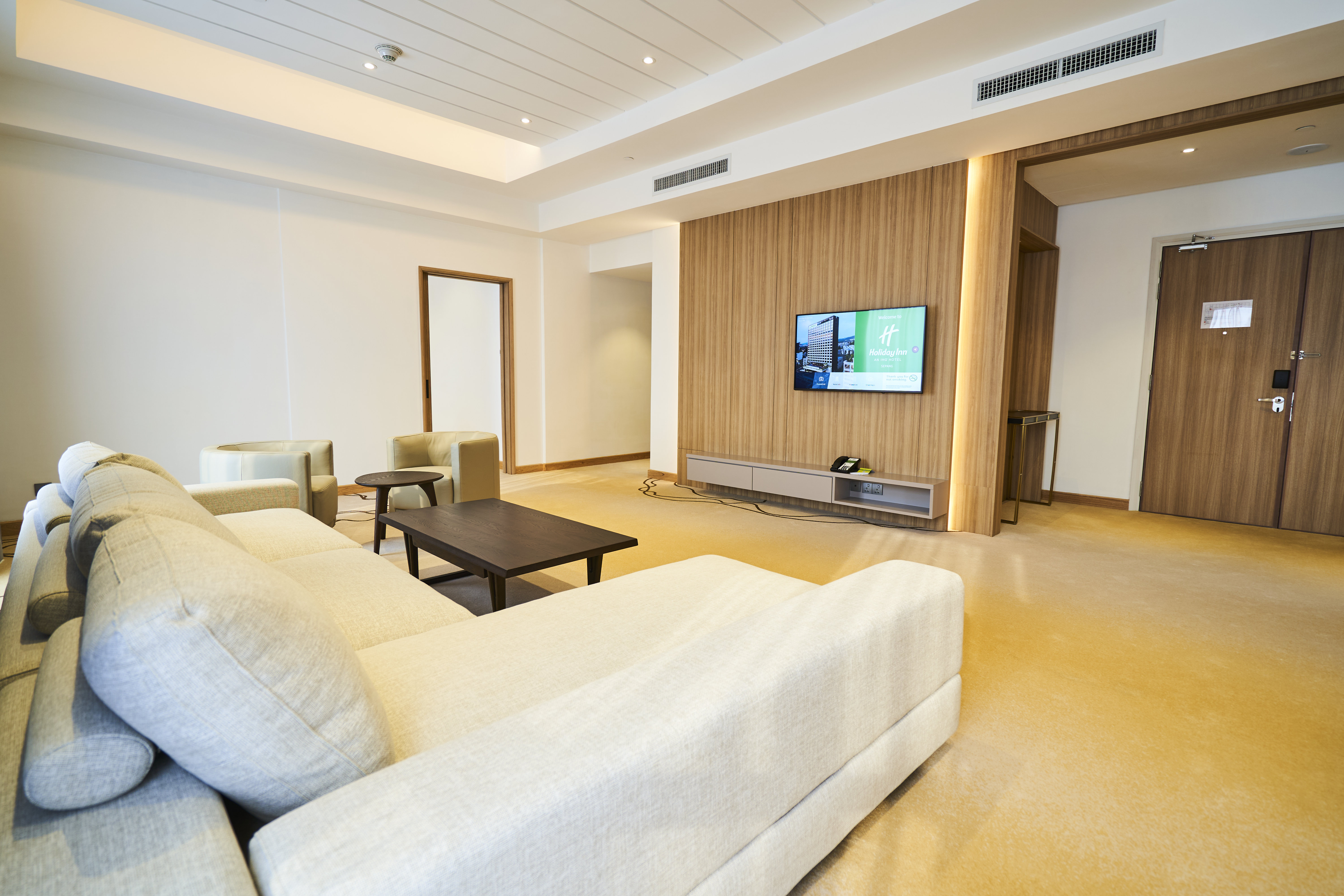 holiday inn sepang airport an ihg hotel