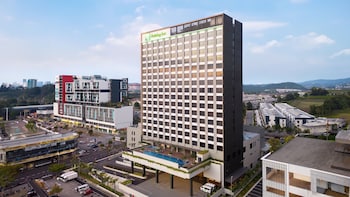 Holiday Inn Sepang Airport, An Ihg Hotel,Kota Warisan>>Dengkil,4 star