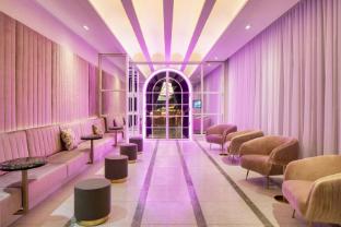the honeyrose hotel montreal a tribute portfolio hotel