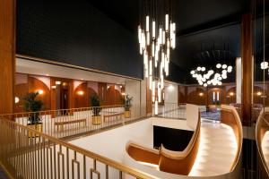 the honeyrose hotel montreal a tribute portfolio hotel