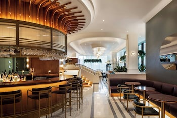 the honeyrose hotel montreal a tribute portfolio hotel