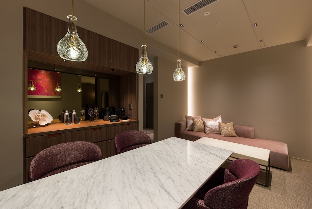 the skm tokyo hotelanddining