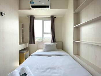 spacious 2br at 7th floor cinere resort apartment