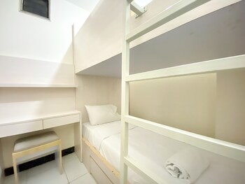 spacious 2br at 7th floor cinere resort apartment