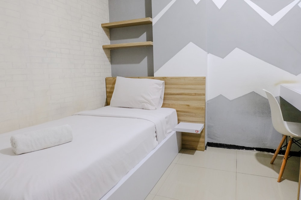 best location 2br at gateway pasteur apartment